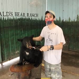 Meet your Posher, Daniel